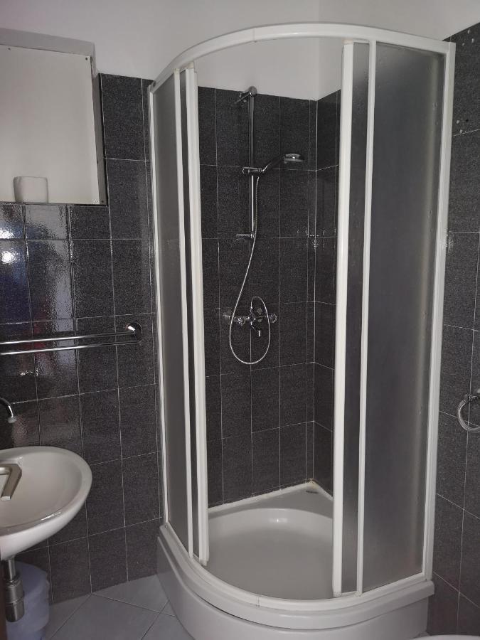 Apartments Martin プリモシュテン エクステリア 写真