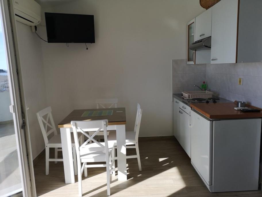 Apartments Martin プリモシュテン エクステリア 写真